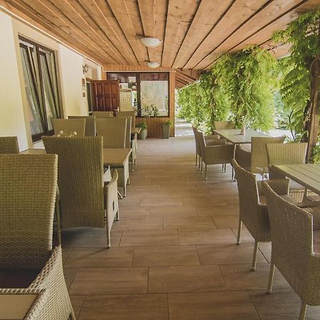 Orsegi Patakparti Alpaka Panzio Acomodação com café da manhã Kisrakos Exterior foto